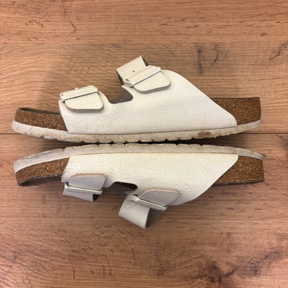 BIRKENSTOCK Womens Arizona Slide Sandals Size 40 White Leather Comfort Casual - Picture 9 of 13